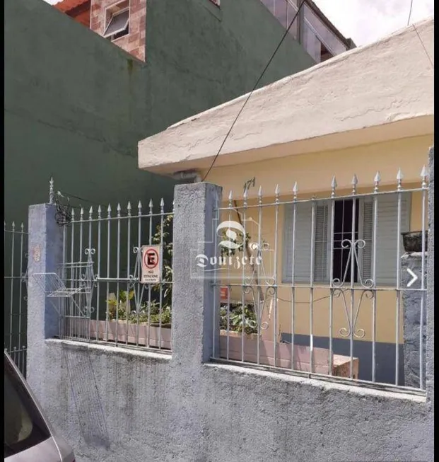 Foto 1 de Casa com 2 Quartos à venda, 250m² em Vila Tibirica, Santo André