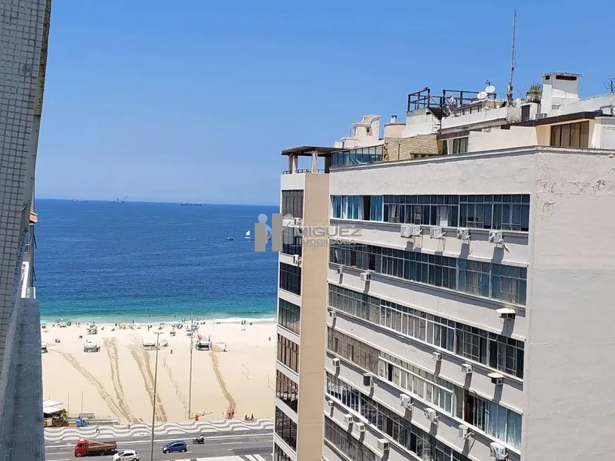 Foto 1 de Apartamento com 3 Quartos à venda, 200m² em Copacabana, Rio de Janeiro