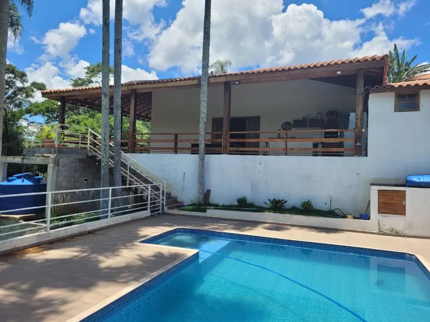 Foto 1 de Casa de Condomínio com 5 Quartos à venda, 225m² em , Santa Isabel