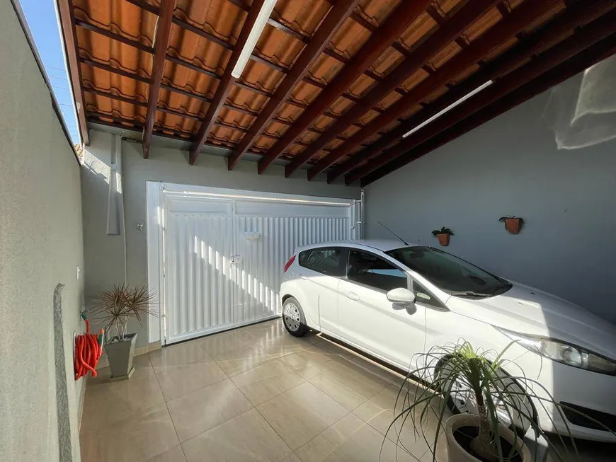Foto 1 de Casa com 2 Quartos à venda, 150m² em Vila Galo, Americana