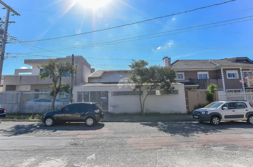 Foto 1 de Casa com 3 Quartos à venda, 192m² em Jardim das Américas, Curitiba