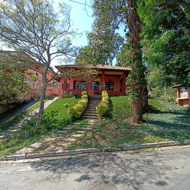 Foto 1 de Casa de Condomínio com 3 Quartos para alugar, 220m² em Jardim dos Ipês, Cotia