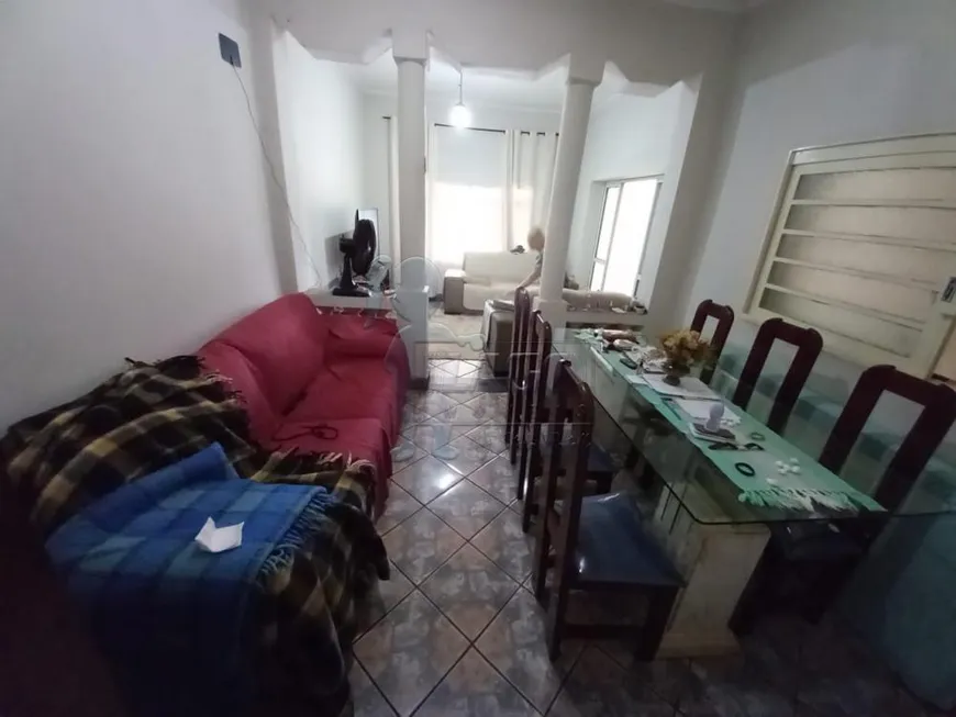 Foto 1 de Casa com 3 Quartos à venda, 205m² em Vila Tibério, Ribeirão Preto