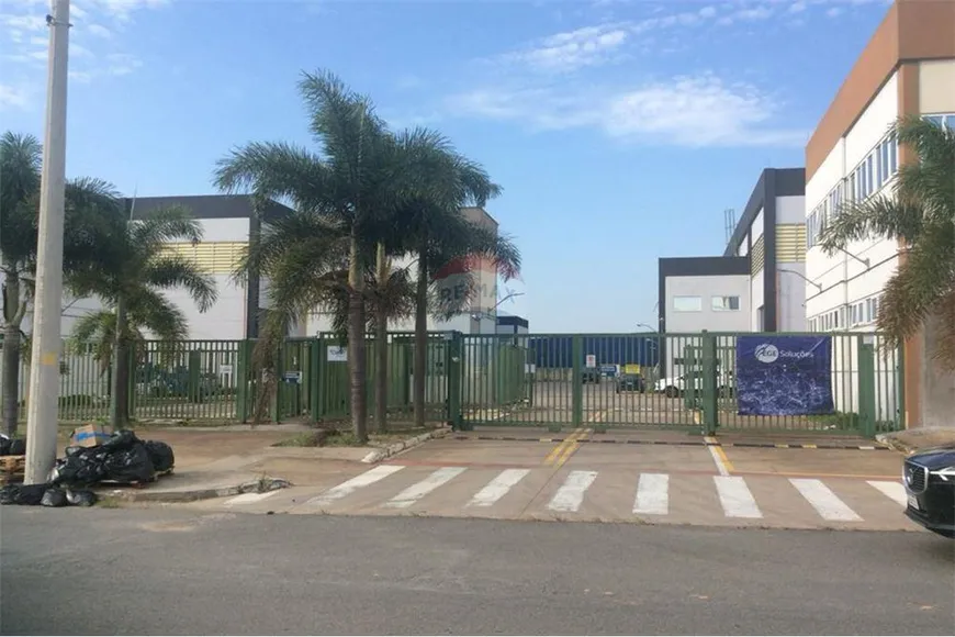 Foto 1 de Galpão/Depósito/Armazém para alugar, 1600m² em Distrito Industrial, Jundiaí