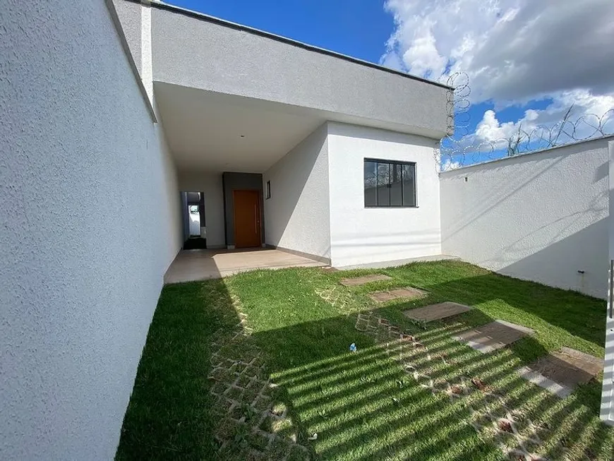 Foto 1 de Casa com 2 Quartos à venda, 190m² em Jardim Cruzeiro, Feira de Santana