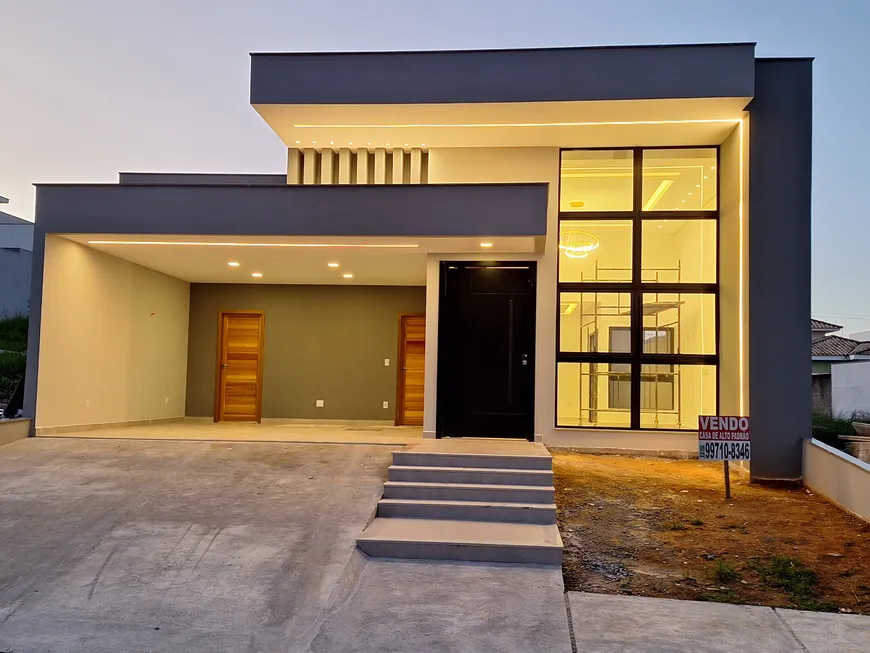 Foto 1 de Casa de Condomínio com 3 Quartos à venda, 188m² em Lagoa de Imboassica, Macaé