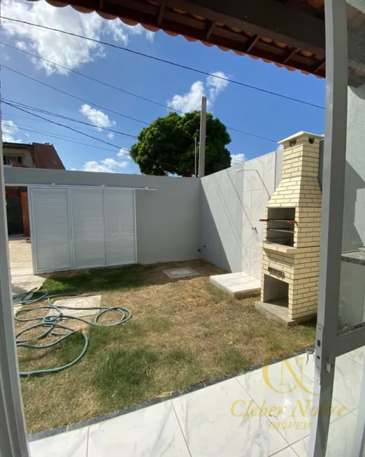 Foto 1 de Casa com 2 Quartos à venda, 80m² em Jabuti, Itaitinga