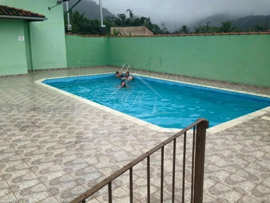 Foto 1 de Casa de Condomínio com 2 Quartos à venda, 71m² em Massaguaçu, Caraguatatuba