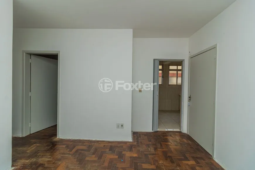 Foto 1 de Apartamento com 1 Quarto à venda, 36m² em Camaquã, Porto Alegre
