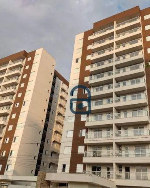 Foto 1 de Apartamento com 2 Quartos para alugar, 57m² em Vila Rosa, Goiânia