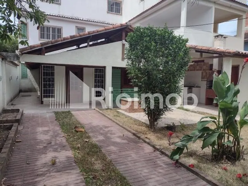 Foto 1 de Casa com 4 Quartos à venda, 300m² em Vargem Grande, Rio de Janeiro
