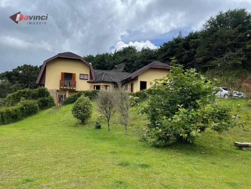 Foto 1 de Casa com 4 Quartos à venda, 300m² em , Campos do Jordão