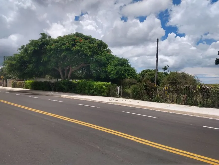 Foto 1 de Lote/Terreno à venda, 2100m² em , São João da Barra