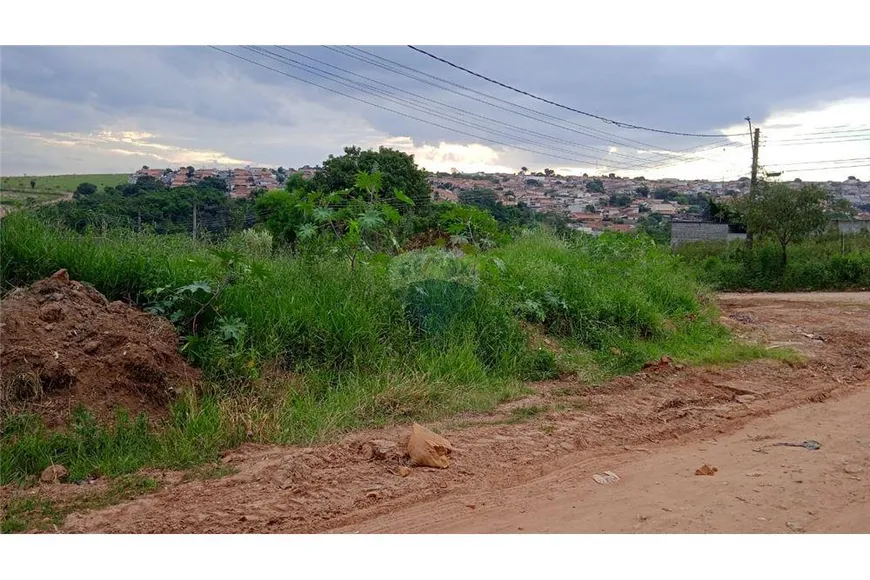 Foto 1 de Lote/Terreno à venda, 300m² em Parque das Laranjeiras, Mogi Mirim