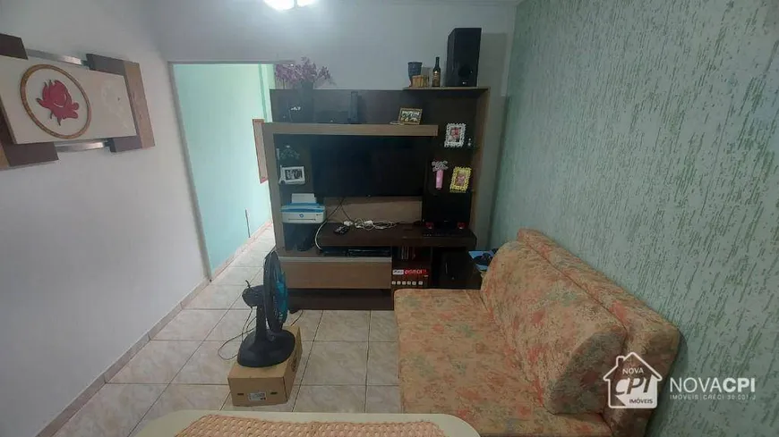 Foto 1 de Kitnet à venda, 40m² em Aviação, Praia Grande