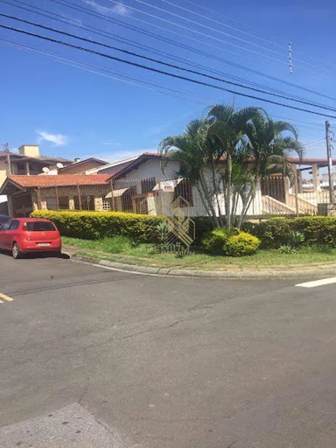 Foto 1 de Casa com 3 Quartos à venda, 220m² em Jardim do Lago, Atibaia