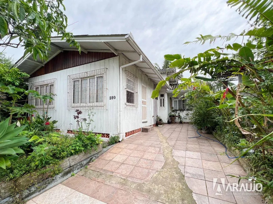 Foto 1 de Casa com 3 Quartos à venda, 300m² em Fazenda, Itajaí