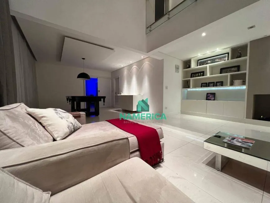 Foto 1 de Casa com 4 Quartos para venda ou aluguel, 600m² em Água Rasa, São Paulo