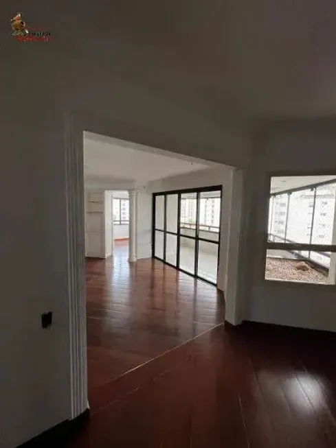 Foto 1 de Apartamento com 4 Quartos à venda, 227m² em Moema, São Paulo