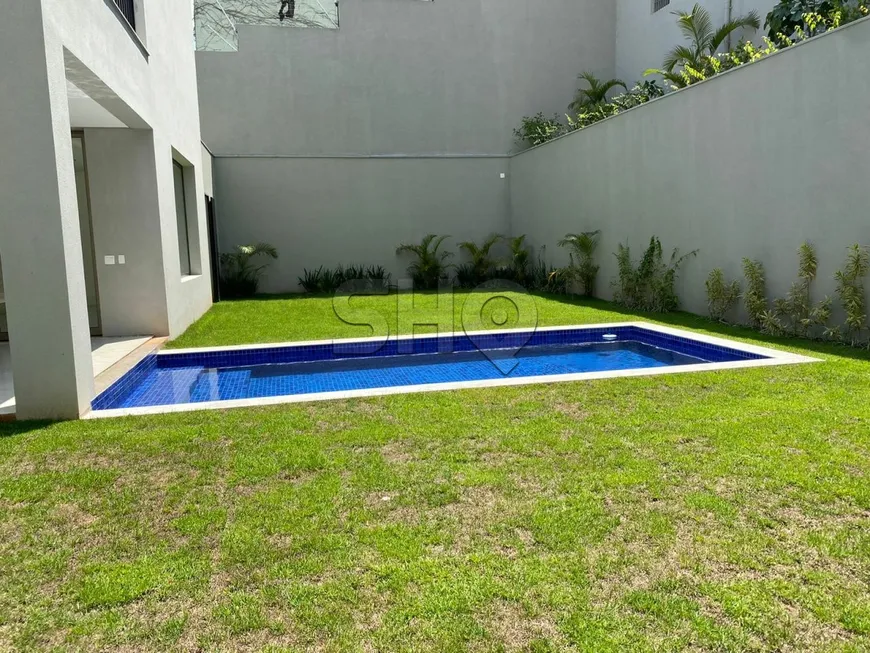 Foto 1 de Casa de Condomínio com 4 Quartos à venda, 640m² em Morumbi, São Paulo