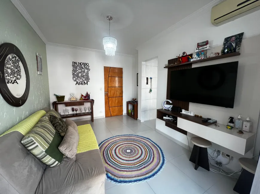 Foto 1 de Apartamento com 1 Quarto à venda, 47m² em Vila Tupi, Praia Grande