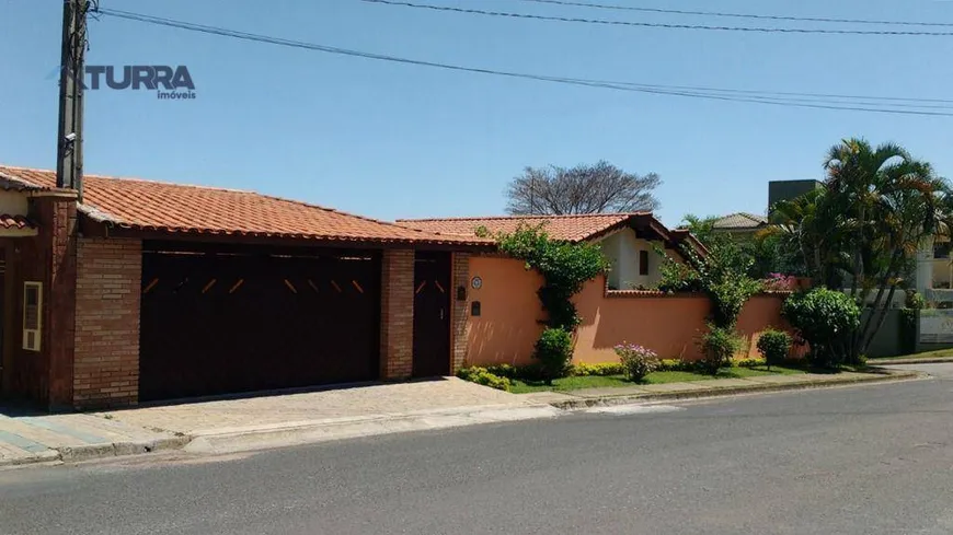 Foto 1 de Casa com 2 Quartos para venda ou aluguel, 147m² em Jardim do Lago, Atibaia