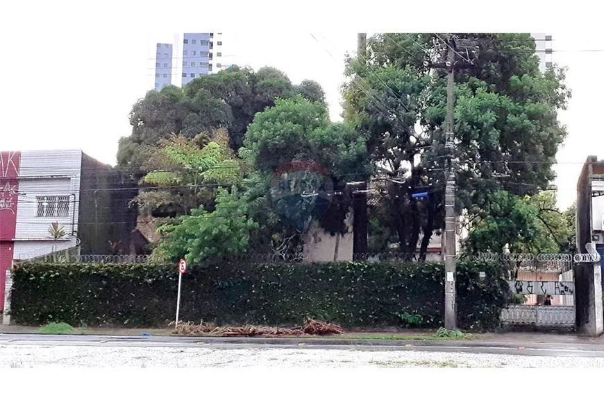 Foto 1 de Lote/Terreno à venda em Iputinga, Recife