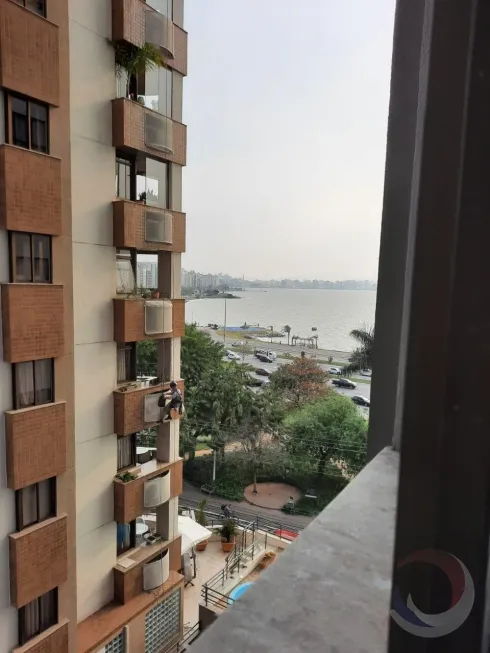 Foto 1 de Apartamento com 2 Quartos à venda, 77m² em Agronômica, Florianópolis