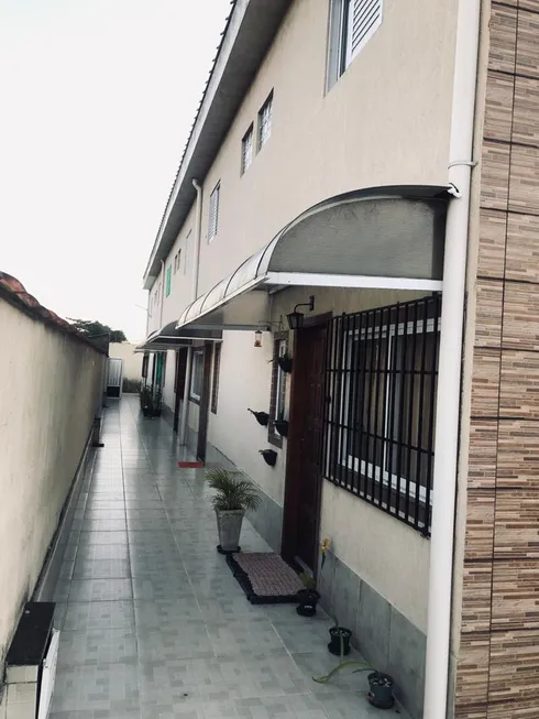 Foto 1 de Casa de Condomínio com 2 Quartos à venda, 51m² em Vila Atlântica, Mongaguá