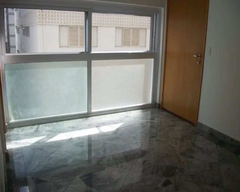Foto 1 de Apartamento com 2 Quartos para alugar, 70m² em Consolação, São Paulo