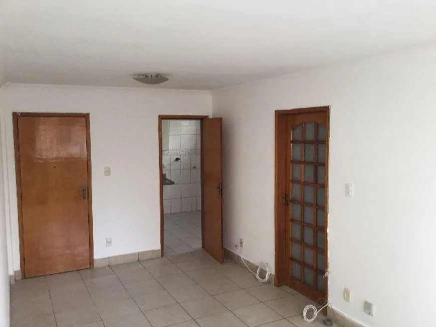 Foto 1 de Apartamento com 3 Quartos à venda, 80m² em Vila Firmiano Pinto, São Paulo