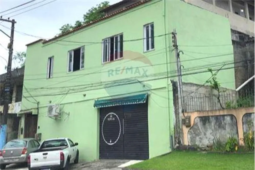 Foto 1 de Casa com 5 Quartos à venda, 300m² em Maria Paula, São Gonçalo