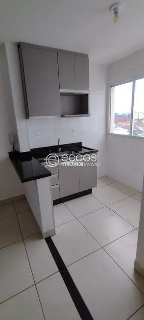 Foto 1 de Apartamento com 2 Quartos à venda, 45m² em Jardim Ipanema, Uberlândia