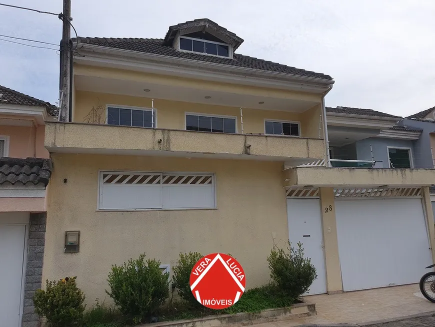 Foto 1 de Casa de Condomínio com 4 Quartos à venda, 250m² em Vargem Pequena, Rio de Janeiro