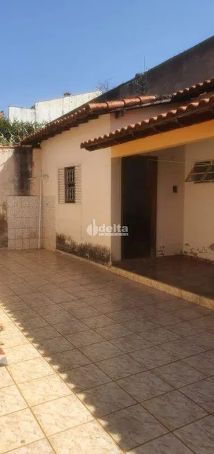 Foto 1 de Casa com 2 Quartos à venda, 204m² em Vigilato Pereira, Uberlândia