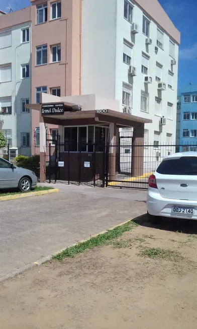 Foto 1 de Apartamento com 1 Quarto à venda, 34m² em Farrapos, Porto Alegre