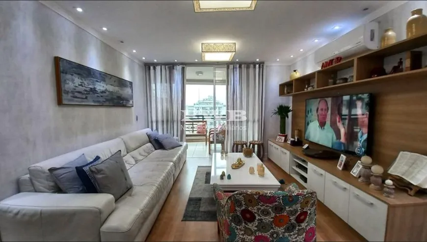 Foto 1 de Apartamento com 4 Quartos à venda, 145m² em Jacarepaguá, Rio de Janeiro