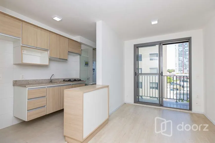 Foto 1 de Apartamento com 2 Quartos à venda, 44m² em Vila Constança, São Paulo