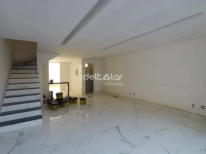 Foto 1 de Casa com 3 Quartos à venda, 90m² em Rio Branco, Belo Horizonte