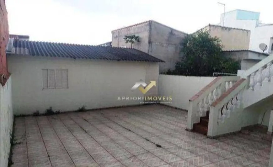 Foto 1 de Casa com 3 Quartos para alugar, 254m² em Vila Lucinda, Santo André