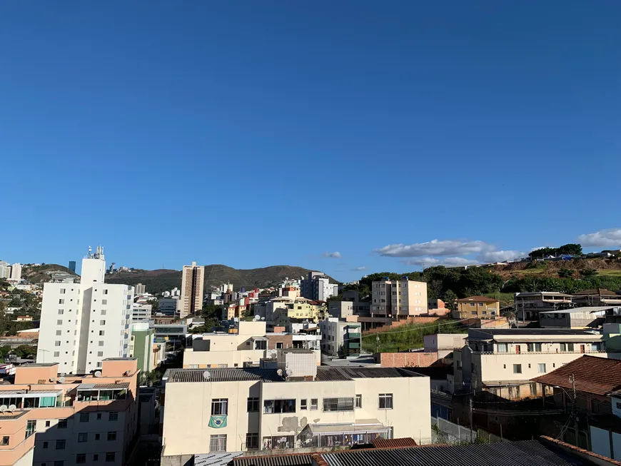 Foto 1 de Cobertura com 4 Quartos à venda, 176m² em Jardim América, Belo Horizonte