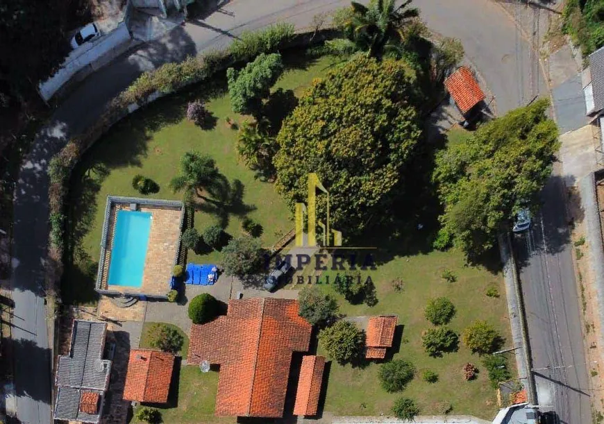 Foto 1 de Fazenda/Sítio com 3 Quartos à venda, 300m² em Jardim Santa Lúcia, Campo Limpo Paulista