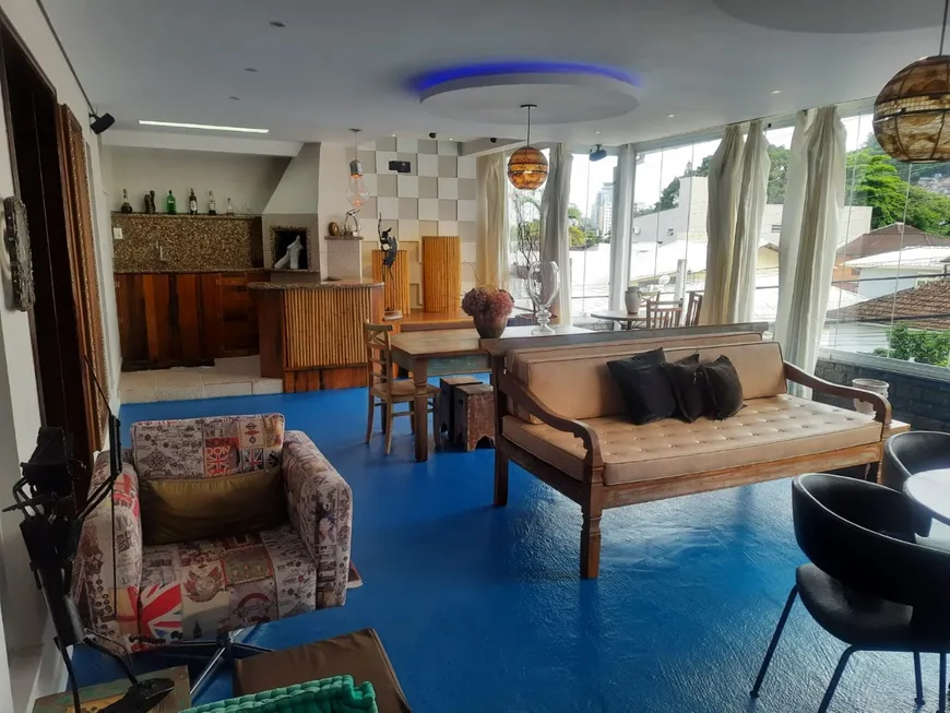 Foto 1 de Casa com 4 Quartos à venda, 200m² em Centro, Florianópolis