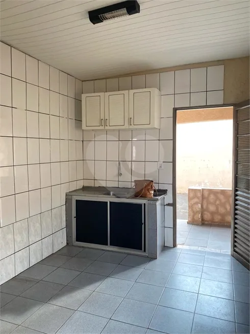 Foto 1 de Casa com 2 Quartos à venda, 150m² em Vila Carmem, São Carlos
