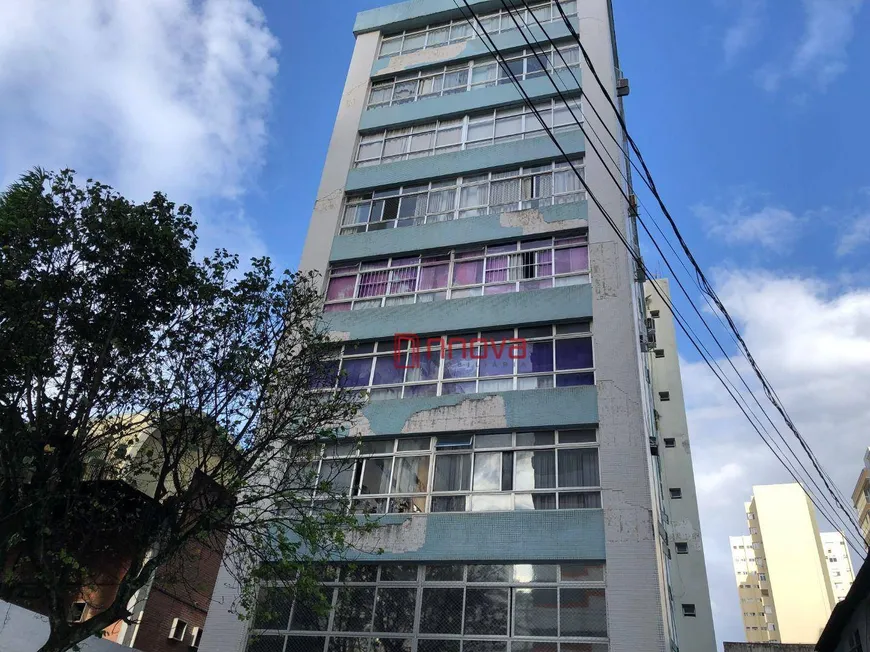 Foto 1 de Apartamento com 4 Quartos à venda, 220m² em Canela, Salvador