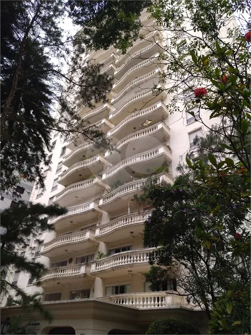 Foto 1 de Apartamento com 4 Quartos à venda, 225m² em Pacaembu, São Paulo