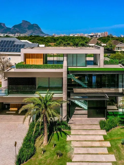 Foto 1 de Casa de Condomínio com 5 Quartos à venda, 1230m² em Barra da Tijuca, Rio de Janeiro