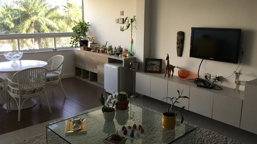 Foto 1 de Apartamento com 4 Quartos à venda, 198m² em Poço, Recife