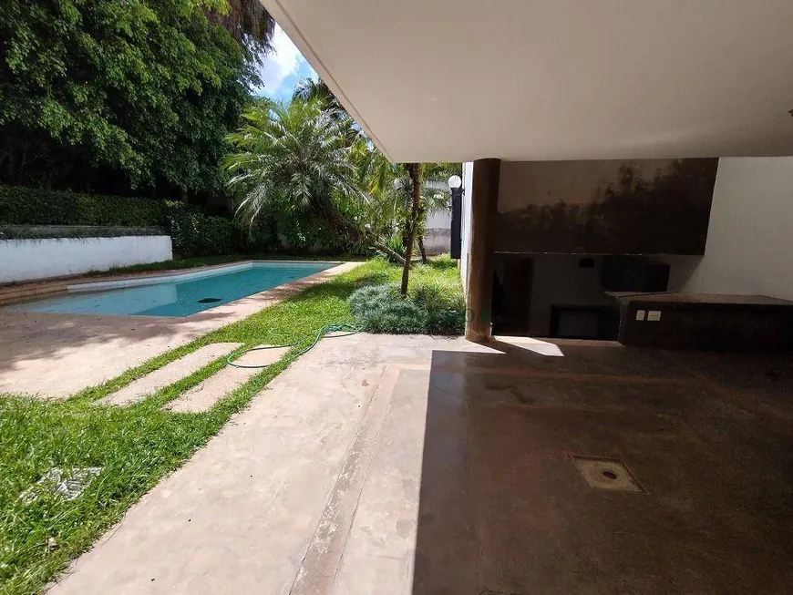 Foto 1 de Casa com 4 Quartos à venda, 700m² em Jardim Guedala, São Paulo