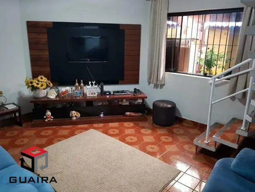 Foto 1 de Sobrado com 2 Quartos à venda, 110m² em Campestre, Santo André